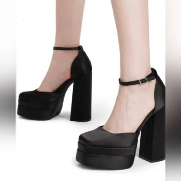 Gianni Bini Roya Matte Satin Ankle Strap Double Platform Heels - Picture 2 of 10